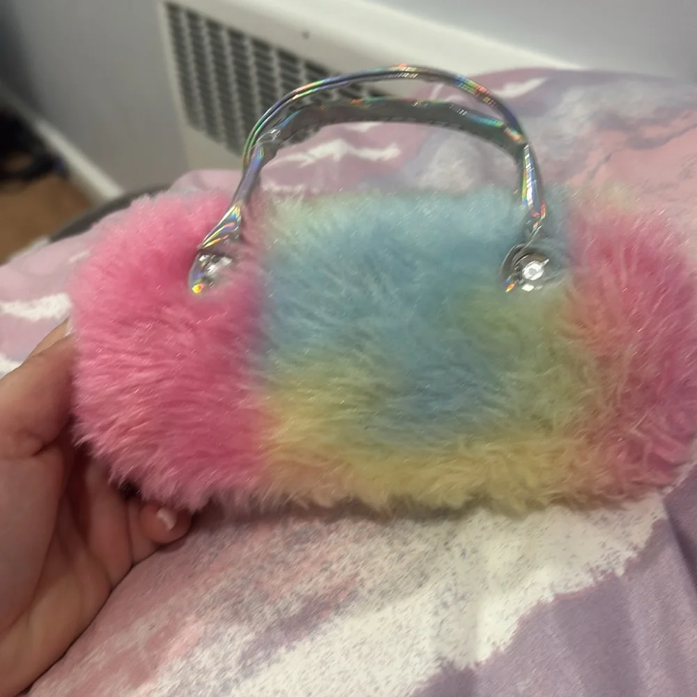 Children’s Place Fluffy Sunglasses Case NWOT